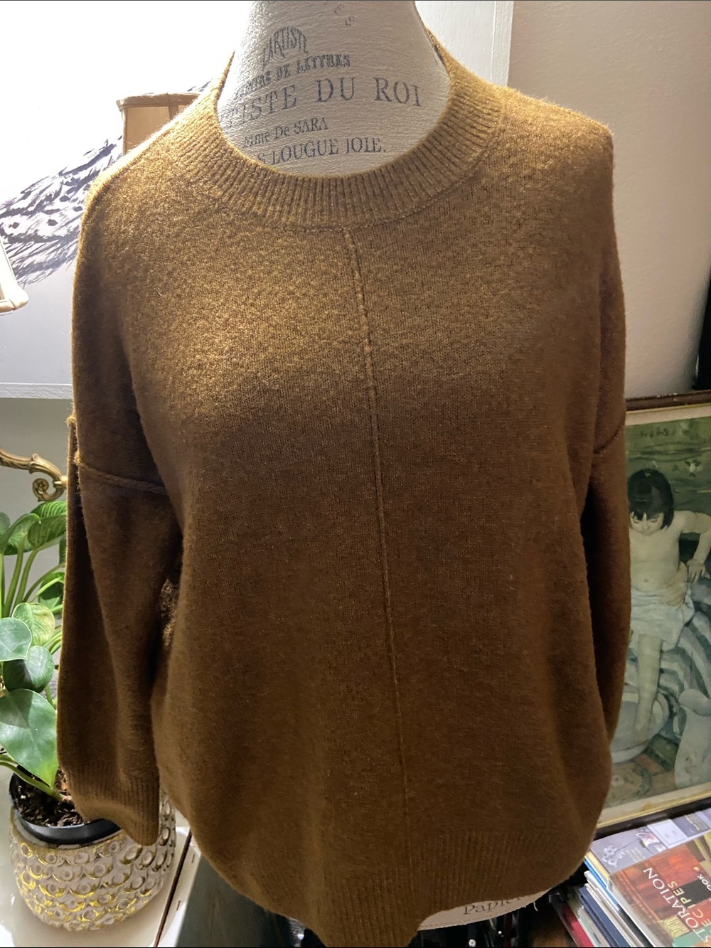 Vince Camuto Chestnut Brown Crewneck Sweater, small